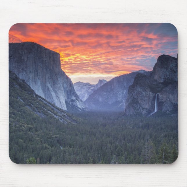 Yosemite-Tunnel-Ansicht Mousepad (Vorne)