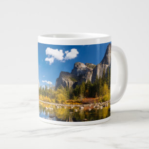 Yosemite Valley im Herbst Jumbo-Tasse