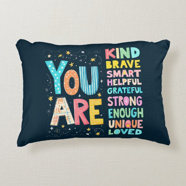 You Are Affirmations Bright Hand Lettering Dekokissen (Vorderseite)