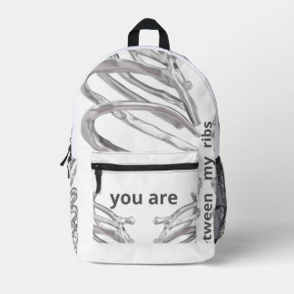 You Are Between My Ribs” – Minimalist Anatomical B Bedruckter Rucksack