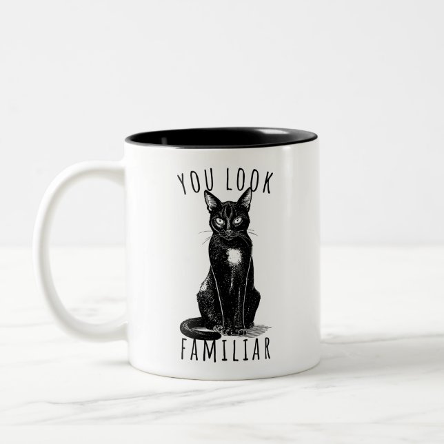 You Look Familiar Black Cat Feeling Magical Witch Zweifarbige Tasse (Links)