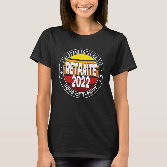 Young Retired   Work Colleague 2022 Sunset T-Shirt (Vorderseite)