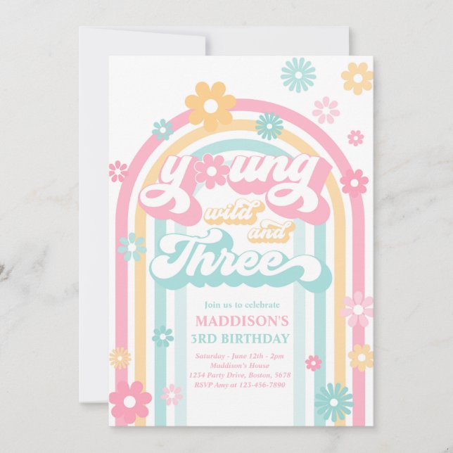 Young Wild and Three Boho Daisy Rainbow Birthday Einladung (Vorderseite)