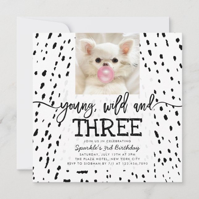 Young Wild and Three Safari Animal Print Birthday Einladung (Vorderseite)