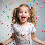 Young Wild and Three Safari Animals Girl zum Gebur Baby T-shirt<br><div class="desc">Feiern Sie Ihren kleinen Geburtstag mit dem bezaubernden Baby-T - Shirt "Young Wild and Three Safari Animals Girl Birthday Baby", der eine tiefe emotionale Verbindung mit den Familien aufbauen soll, die eine fröhliche und abenteuerliche Feier planen. Dieser charmante Gegenstand bringt die Spannung einer tropischen Safari zum Leben und macht sie...</div>