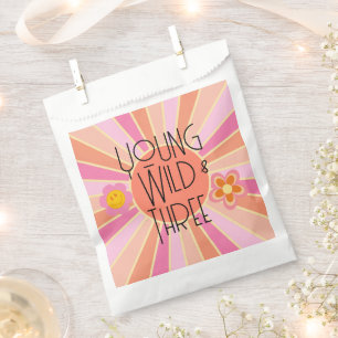 Young, Wild & Three B-Day Gunst Bag Rosa Geschenktütchen