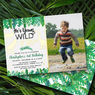 Young Wild & Three Dinosaur Boys 3. Geburtstag Rea Folieneinladung