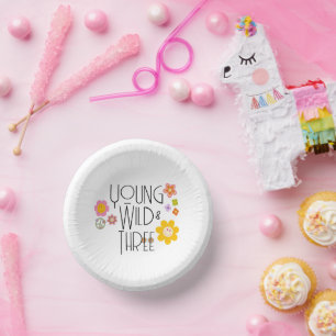 Young, Wild & Three Kid Birthday Bowls Lächeln Pappteller