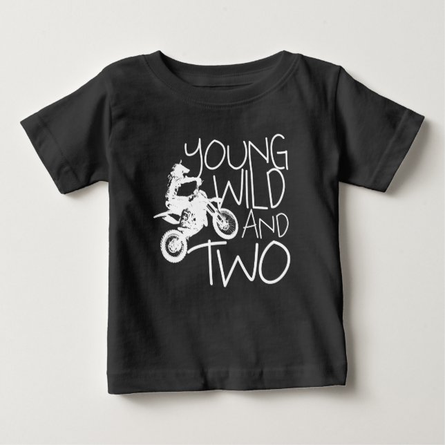 Young Wild und Two Birthday Boy Baby T-shirt (Vorderseite)