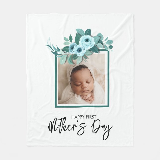 Your First Mother's Day Rose Greenery Photo Fleecedecke (Vorderseite)