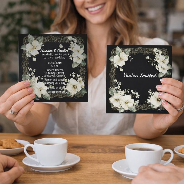 You're Invited White and Gold Floral Frame Einladung (Von Creator hochgeladen)