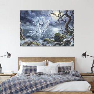 Yuki-onna wandert über den gefrorenen See Leinwanddruck