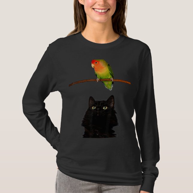 Yum Dinner hat Katze mit einem Papageientuch angek T-Shirt (Vorderseite)