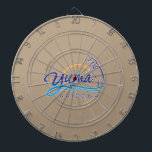 Yuma, Arizona Dartscheibe<br><div class="desc">Yuma (Cocopah: Yuum) ist eine Stadt in und der Landkreis Sitz [4] von Yuma Landkreis,  Arizona,  Vereinigte Staaten. Es liegt im südwestlichen Teil des Staat,  und die Bevölkerung der Stadt lag bei der Volkszählung 2010 bei 93.064,  gegenüber der Volkszählung von 2000 mit 77.515 Einwohnern</div>