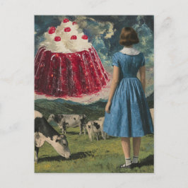 Yummy Desert in der Milchweide Surreal Postkarte
