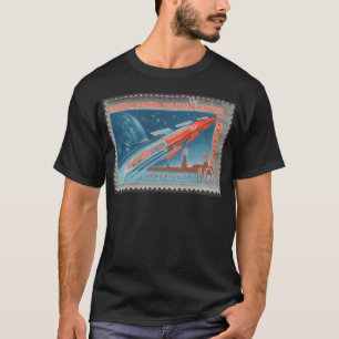 Yuri Gagarin Wostok 1 ist 1. Mann im Raum T-Shirt