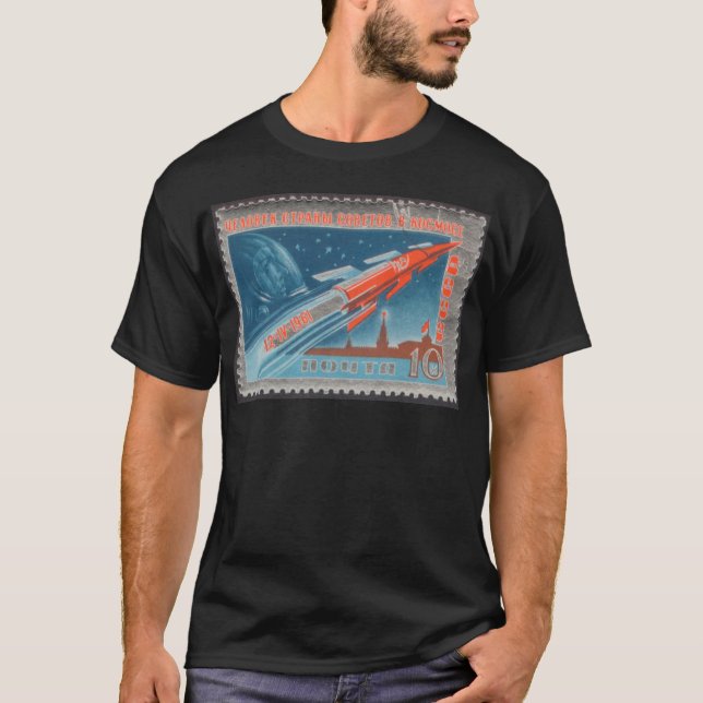 Yuri Gagarin Wostok 1 ist 1. Mann im Raum T-Shirt (Vorderseite)