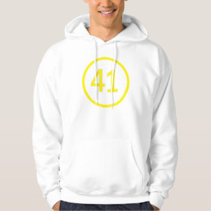 Zahl, 41, in einem Kreis Hoodie