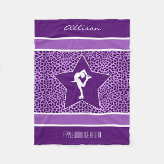 Zahl Skater mit lila Cheetah-Druck und Monogramm Fleecedecke