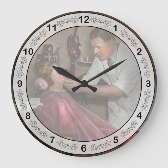 Zahnarzt - Eindruck machen Große Wanduhr (Vorderseite)