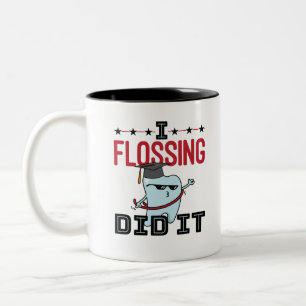Zahnarztzahnärztliche Abschluss  Funny Flossing Zweifarbige Tasse