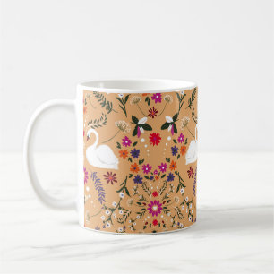 Zarte Blumen, Schwan-Fantasie nahtloses Muster. Kaffeetasse