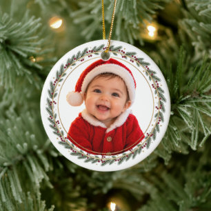 Zartes botanisches Baby-Erstweihnachtsfoto Keramik Ornament