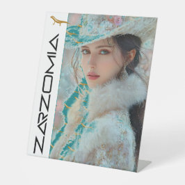 ZARZOMIE SOCKELSCHILD