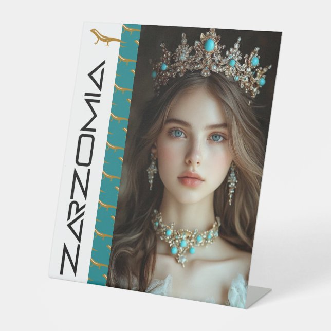 ZARZOMIE SOCKELSCHILD (Vorderseite)