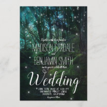 Zauberhafte Waldbäume feiern Hochzeit