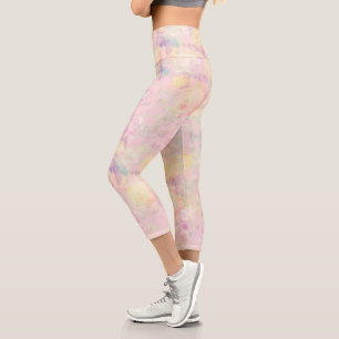Zauberhaftes, gelbes weißes Rosenmuster Blumenrosa Capri Leggings