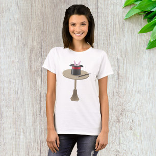 Zauberhase im Hut mit Stab T-Shirt