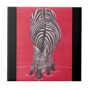 Zebra auf der Roten Keramik Fliese