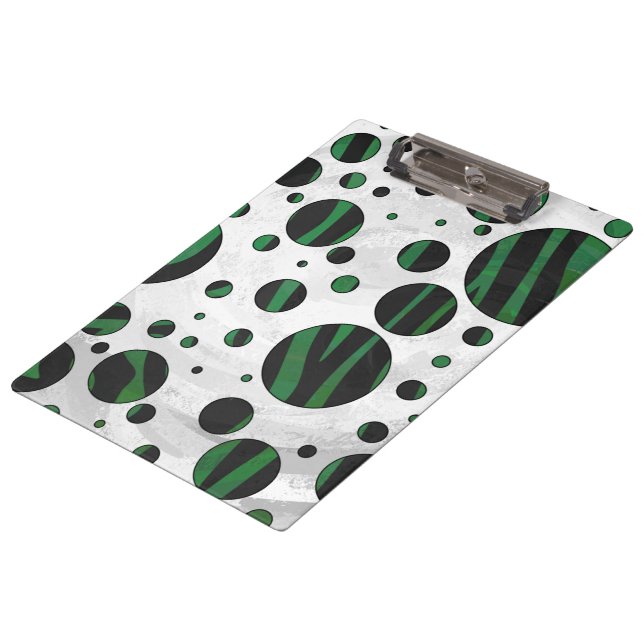 Zebra Black und Green Polka Dot Klemmbrett (Schrägansicht)