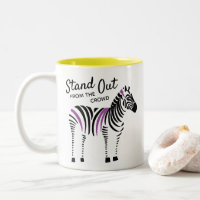 Zebra hebt sich von der Menge ab