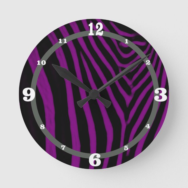 Zebra lila mit grauem Akzent Runde Wanduhr (Vorderseite)