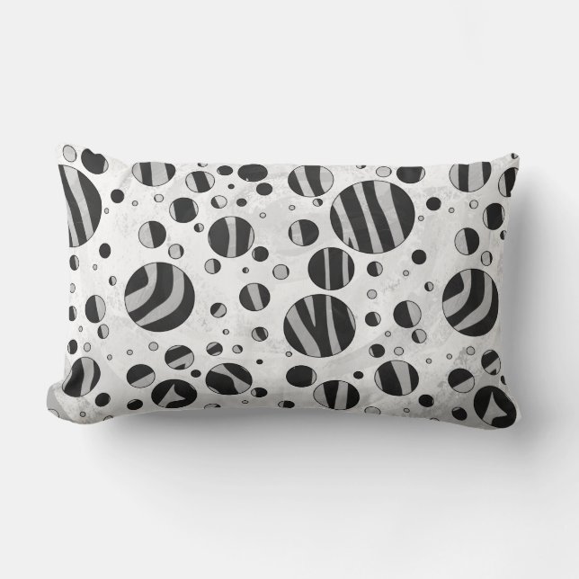 Zebra Polka Dot Black und Light Gray Lendenkissen (Vorderseite)