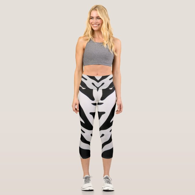 ZEBRA STRIPES ABSTRAKT CAPRI LEGGINGS (Vorderseite)