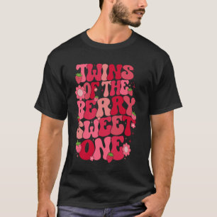 Zehn der Berry Sweet eine Erdbeere zuerst Birt T-Shirt