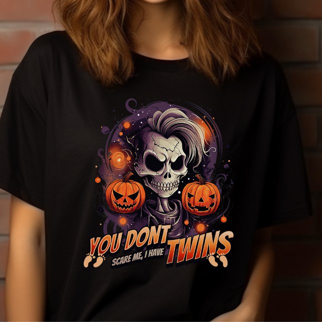Zehn Mama Halloween, du machst mir keine Angst vor Tri-Blend Shirt (Von Creator hochgeladen)
