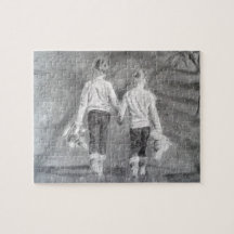 Zeichnend Schwestern