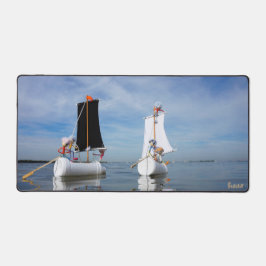 Zeilende Fubby's die op avontuur gaan. Schreibtischunterlage