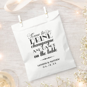 Zeit, Champagner zu trinken, schwarze Schrift Hoch Geschenktütchen
