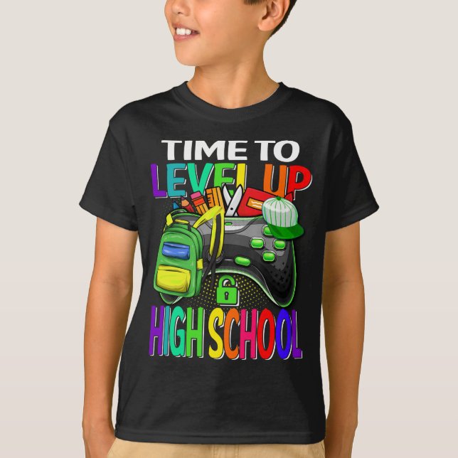 Zeit, das Videospiel in der High School zu verbess T-Shirt (Vorderseite)