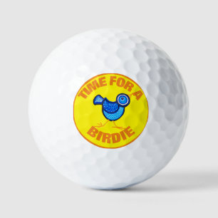 Zeit für den gelben Hintergrund einer Birdie Golfball