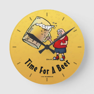 Zeit für ein Bier Lustiger Cartoon Runde Wanduhr