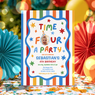 Zeit für eine Party Farbiger Junge 4. Geburtstag Einladung