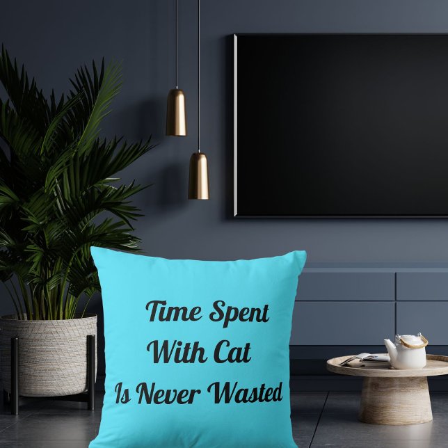 Zeit mit dem personalisierten Cat-Angebot für Haus Kissen (Von Creator hochgeladen)