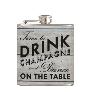 Zeit zum Champagnertrinken Rustikale Flasche Flachmann