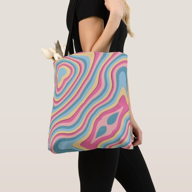 Zeitgemäße Abstrakte Tasche (Von Nahem)